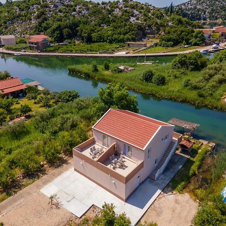 Apartmani Mostina Near River 플로체 외부 사진