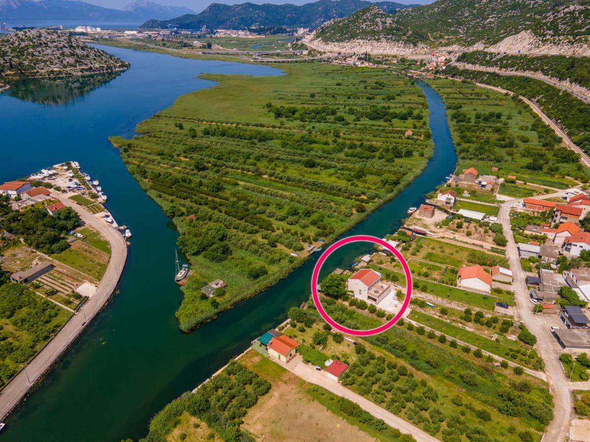 Apartmani Mostina Near River 플로체 외부 사진