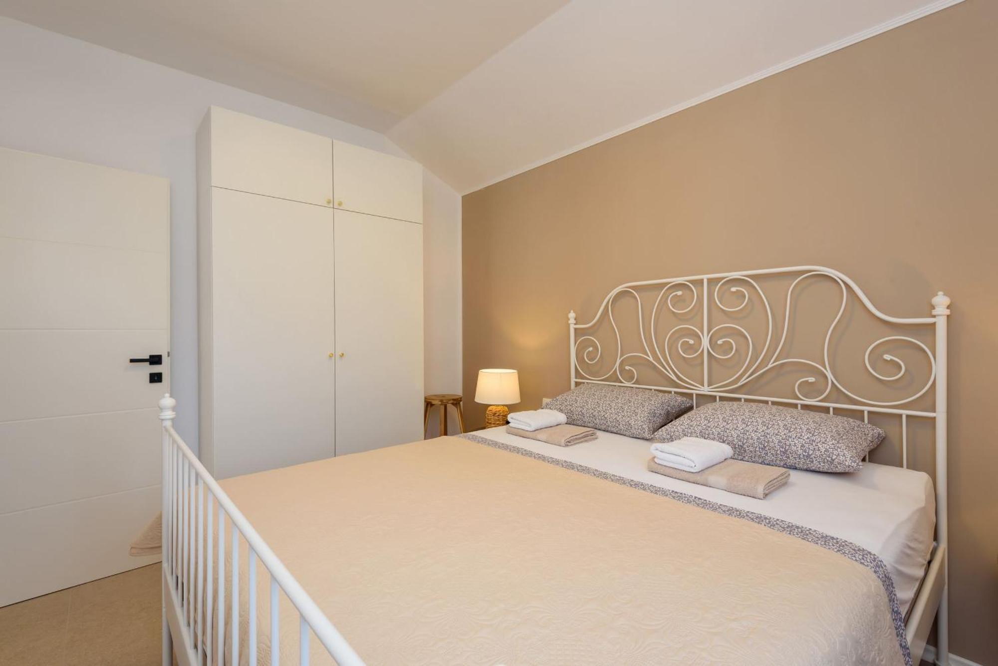 Apartmani Mostina Near River 플로체 외부 사진