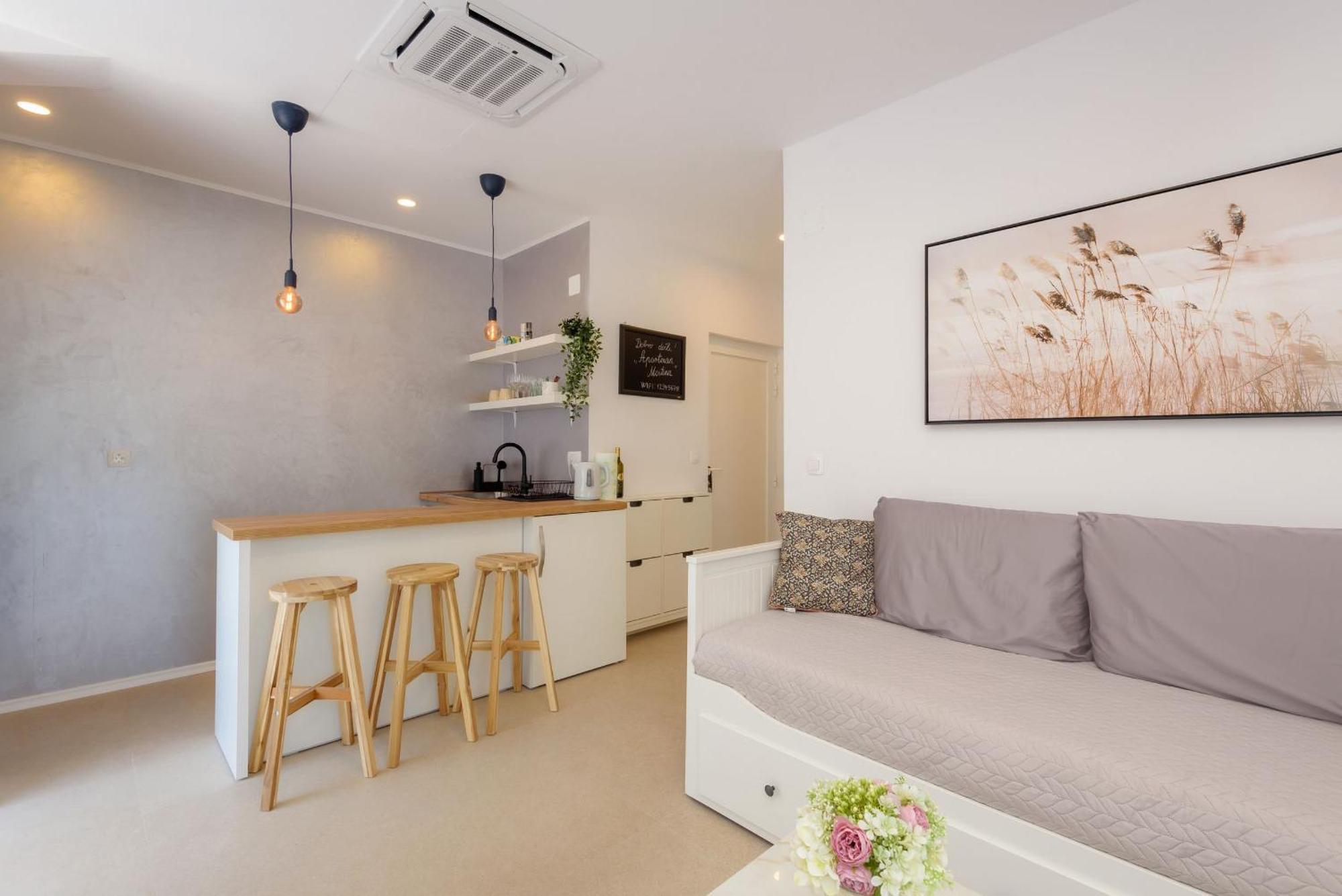 Apartmani Mostina Near River 플로체 외부 사진