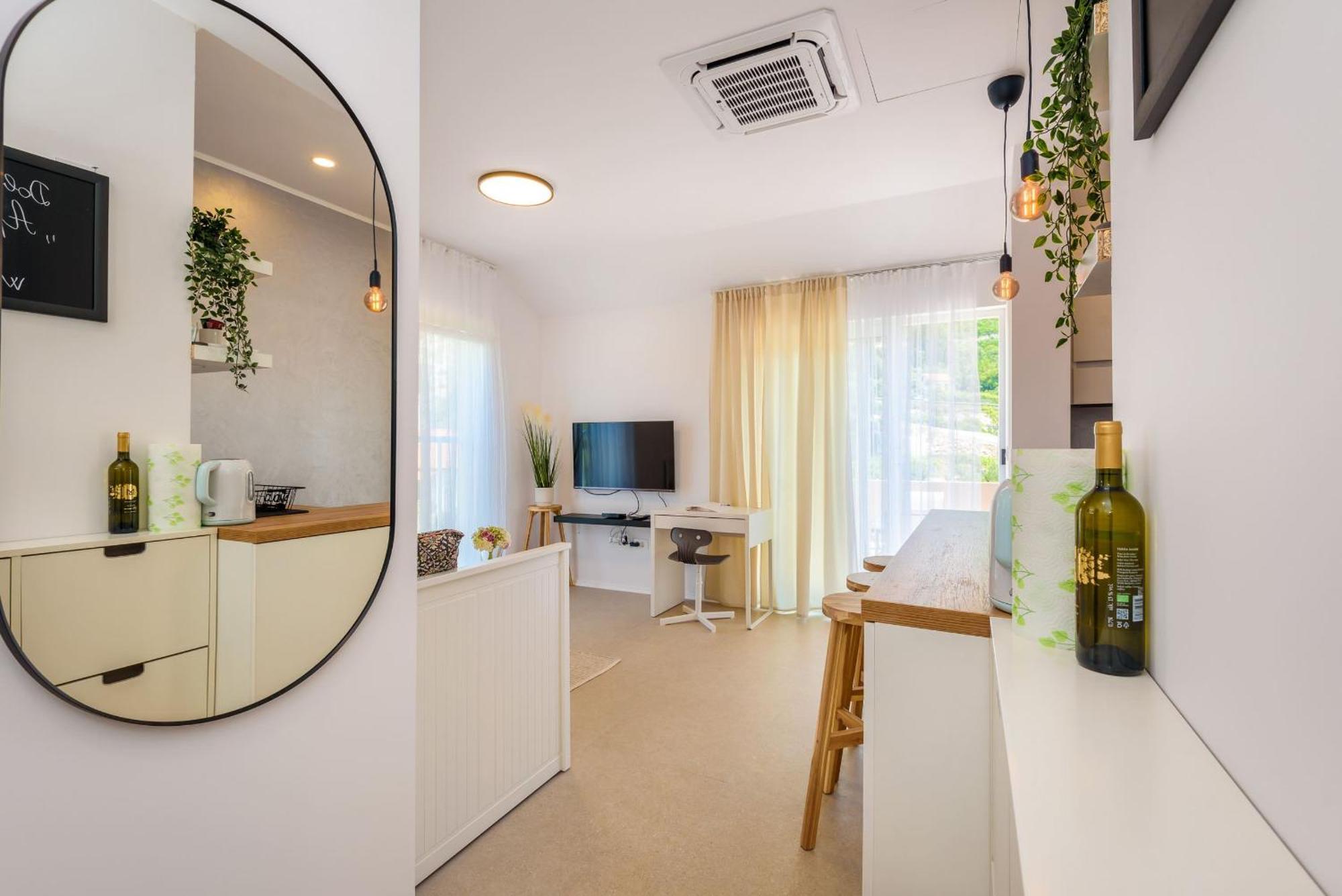 Apartmani Mostina Near River 플로체 외부 사진